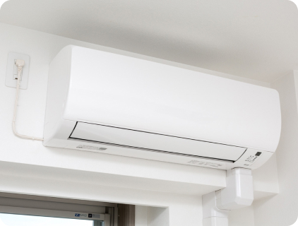 Komponenty automatyki przemysłowej: siłowniki, zawory, czujniki i inne elementy sterowania dla systemów HVAC